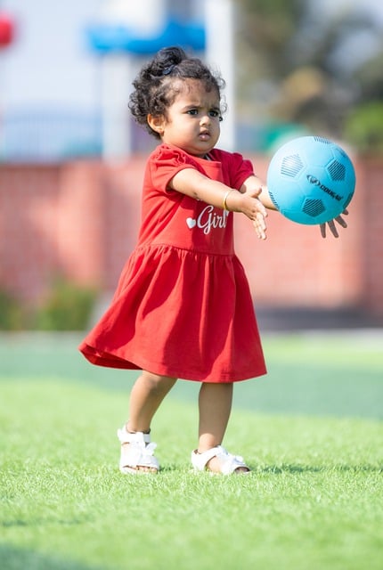 显著高于西 显著高于西